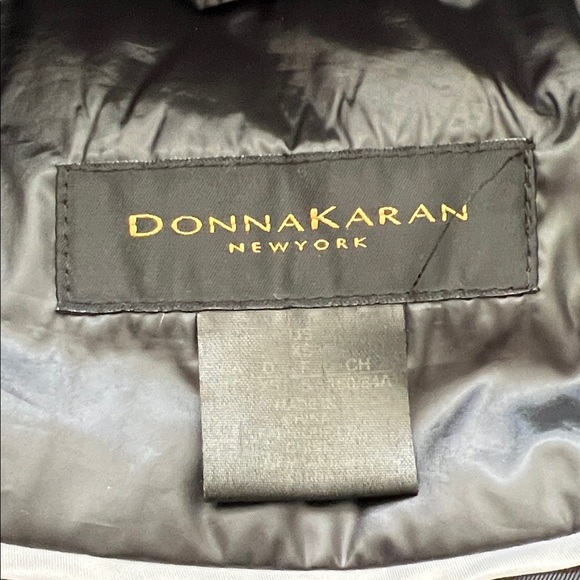 DKNY Women's Black Puffer Jacket SIZE XS - Picture 2 of 10